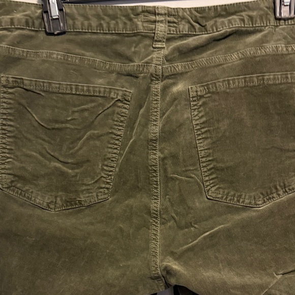 Kut from the Kloth Olive Green Straight Leg Pants corduroy - Picture 4 of 4